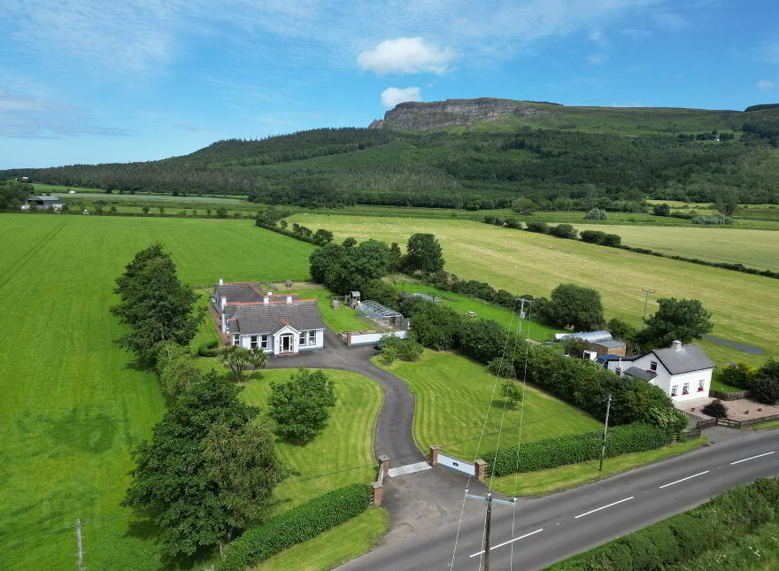 Roe Cottage, 219 Seacoast Road, Limavady, BT49 9EF