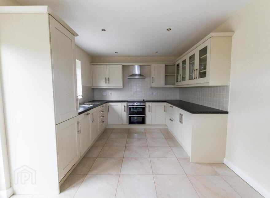 46 Todd's Hill Park **, 3 MONTH LEASE Opportunity**, Saintfield, BT24 7FB