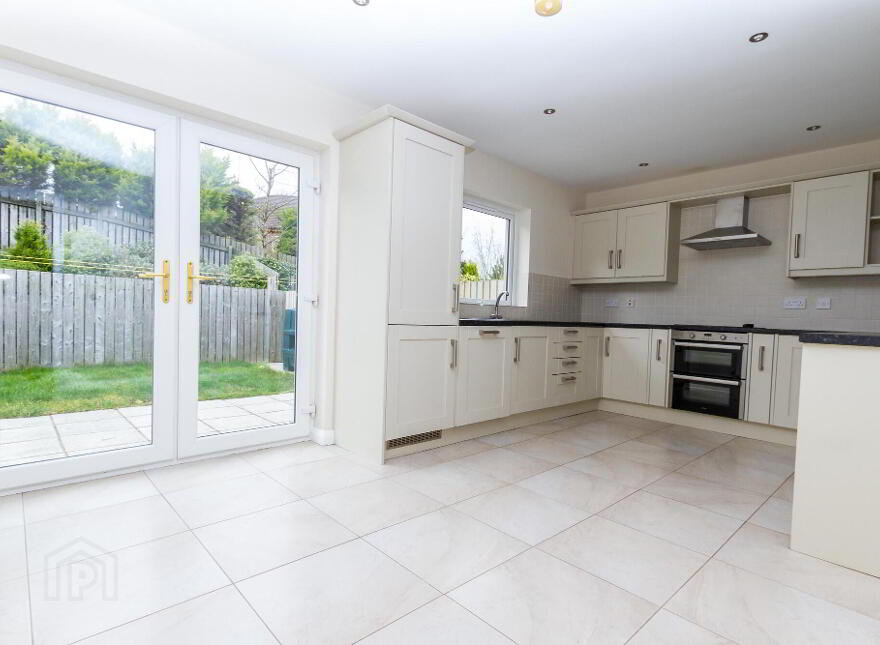 46 Todd's Hill Park **, 3 MONTH LEASE Opportunity**, Saintfield, BT24 7FB