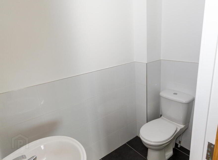 46 Todd's Hill Park **, 3 MONTH LEASE Opportunity**, Saintfield, BT24 7FB