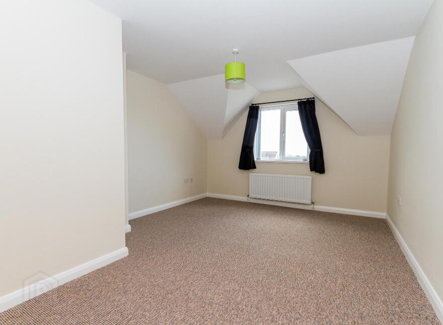46 Todd's Hill Park **, 3 MONTH LEASE Opportunity**, Saintfield, BT24 7FB