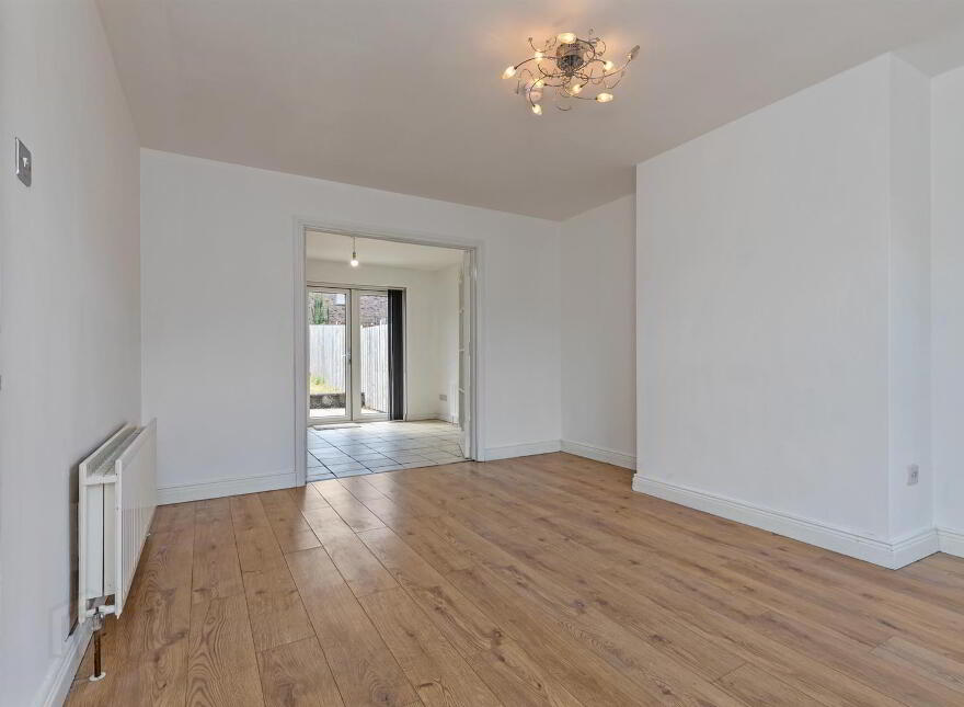 26 Lindara Drive, Larne, BT40 2FB
