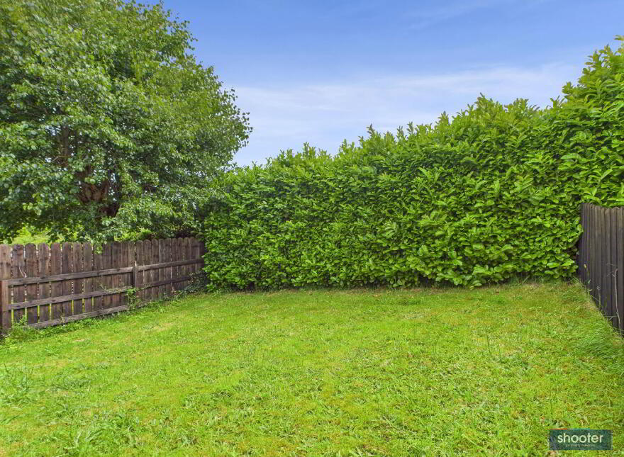 24 Maple Grove, Newry, BT34 2GW