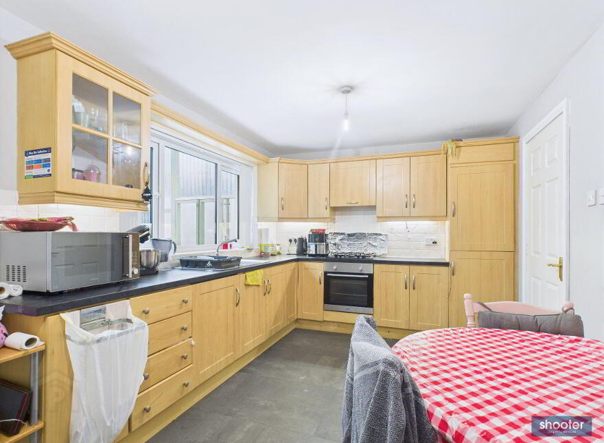24 Maple Grove, Newry, BT34 2GW