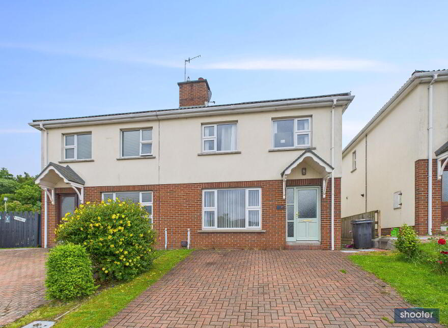 24 Maple Grove, Newry, BT34 2GW photo