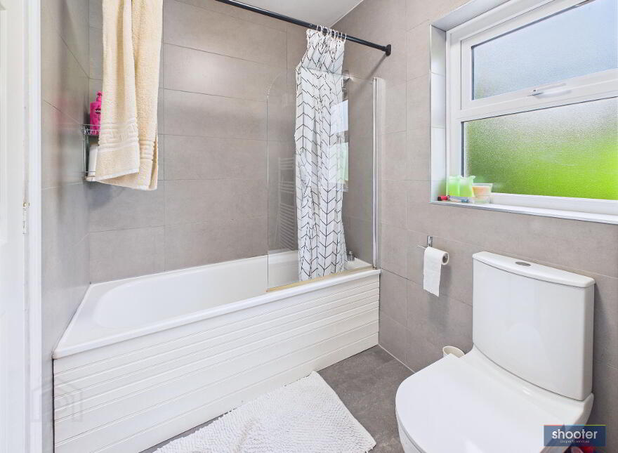 24 Maple Grove, Newry, BT34 2GW
