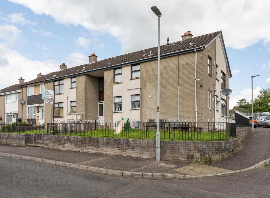 44c Tynan Drive, Newtownabbey, BT37 0HZ photo