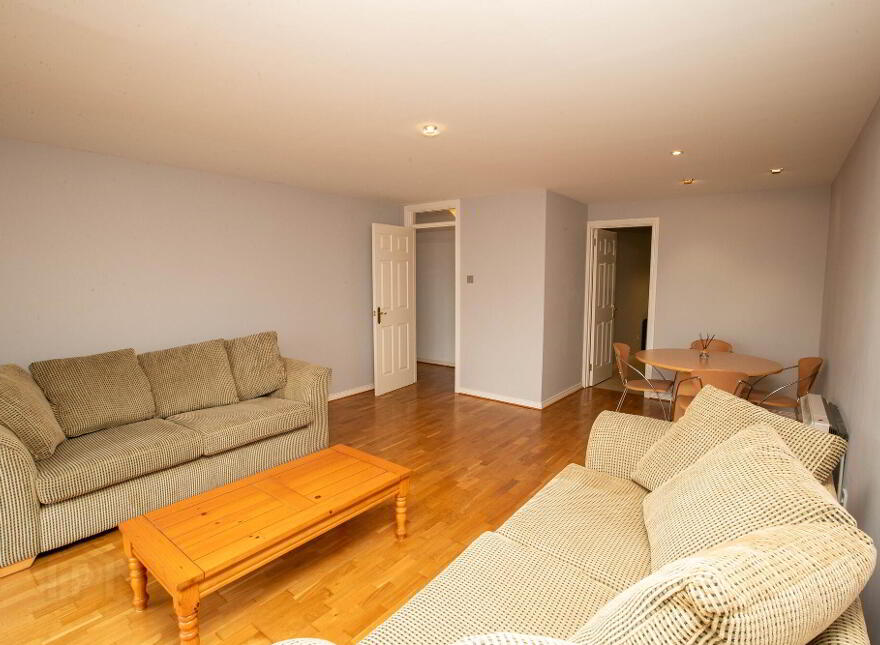 27 Edgewater, South Promenade, Newcastle, BT33 0EY