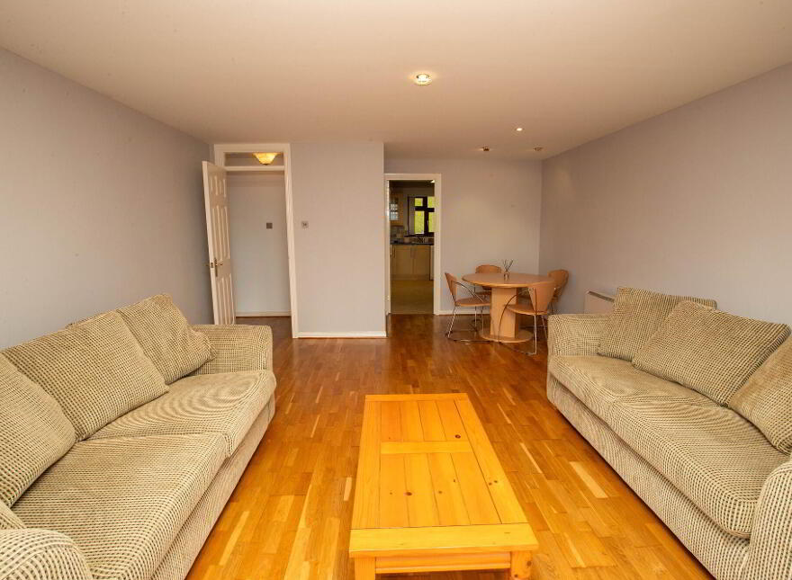 27 Edgewater, South Promenade, Newcastle, BT33 0EY