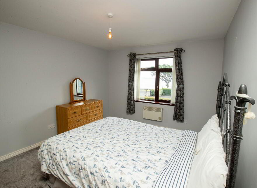 27 Edgewater, South Promenade, Newcastle, BT33 0EY