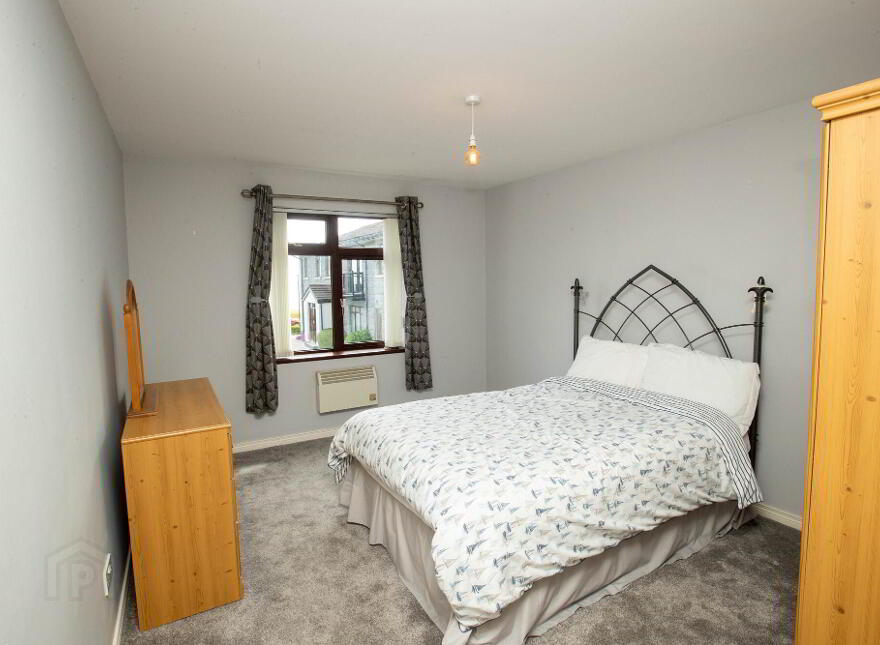 27 Edgewater, South Promenade, Newcastle, BT33 0EY