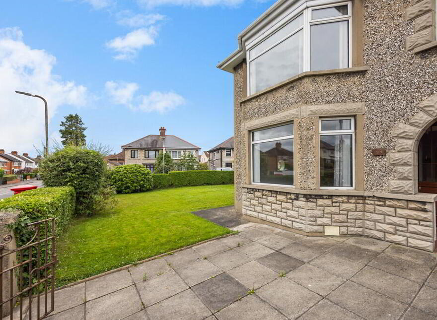 83 Locksley Park, Upper Lisburn Road, Belfast, BT10 0AS