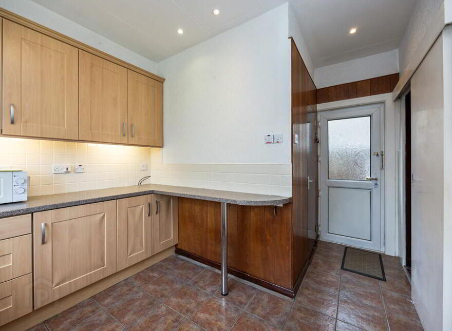 83 Locksley Park, Upper Lisburn Road, Belfast, BT10 0AS
