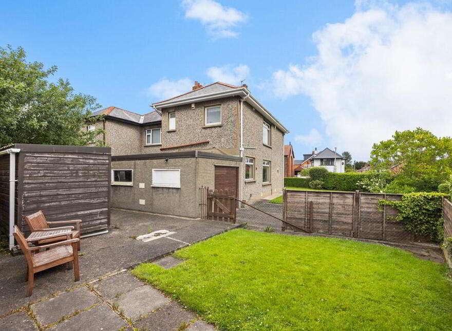 83 Locksley Park, Upper Lisburn Road, Belfast, BT10 0AS
