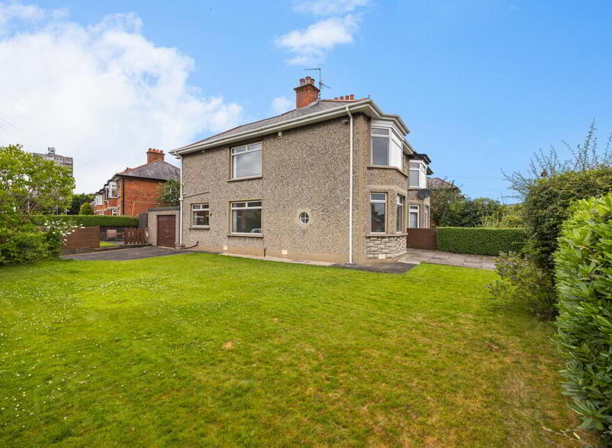83 Locksley Park, Upper Lisburn Road, Belfast, BT10 0AS