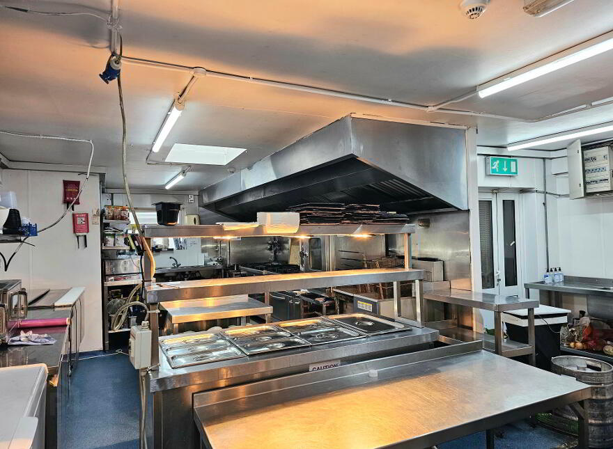 Hartys Bar And Restaurant, 9 Church St, Cloyne