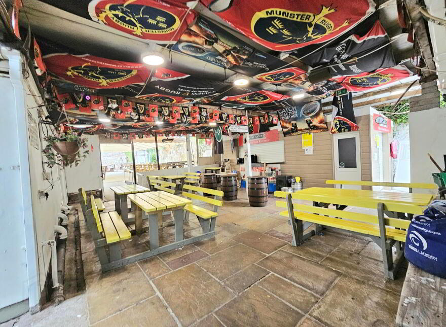 Hartys Bar And Restaurant, 9 Church St, Cloyne