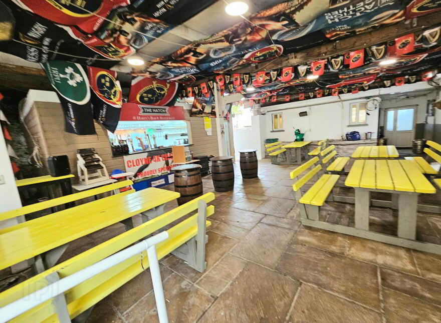 Hartys Bar And Restaurant, 9 Church St, Cloyne