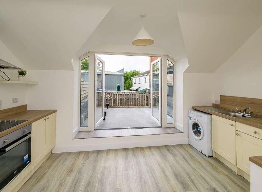 4 Old Cornmarket, Co. Meath 4 Old Cornmarket, Navan Meath, C15A2C5