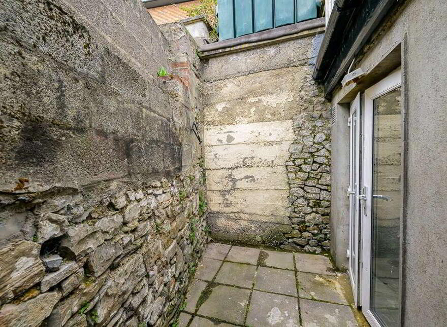 4 Old Cornmarket, Co. Meath 4 Old Cornmarket, Navan Meath, C15A2C5