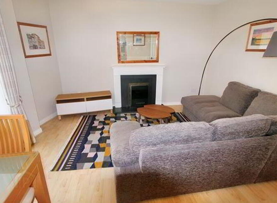 Apartment 5 Ovenden House Dean Court, Christchurch, Dublin, D08EV83