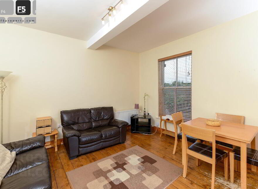 Apt 3 9, Ulsterville Avenue, Lisburn Road, Belfast, BT9 7AS photo