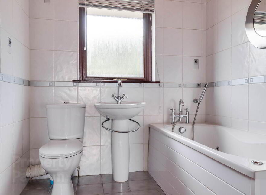 17 Meadow Drive, Ballyclare, BT39 9XF