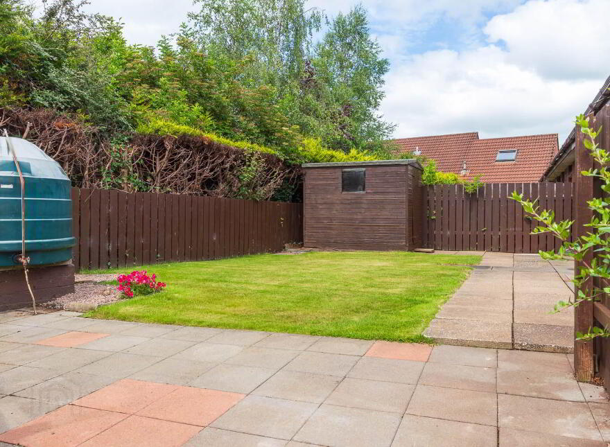 17 Meadow Drive, Ballyclare, BT39 9XF