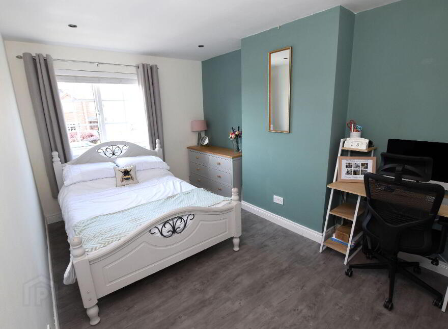33 Ashcroft Close, Ballinderry Lower, Lisburn, BT28 2AZ