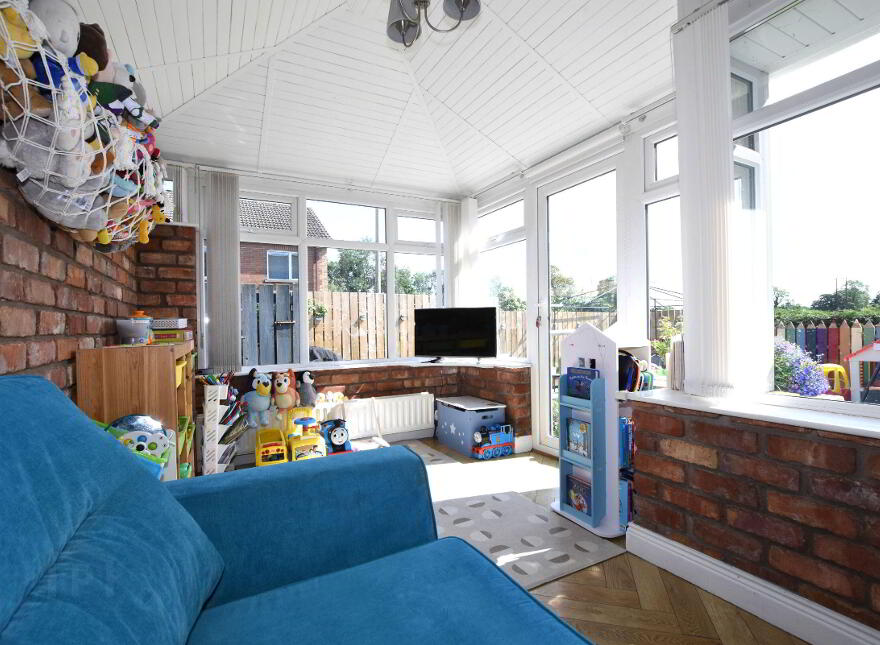 33 Ashcroft Close, Ballinderry Lower, Lisburn, BT28 2AZ