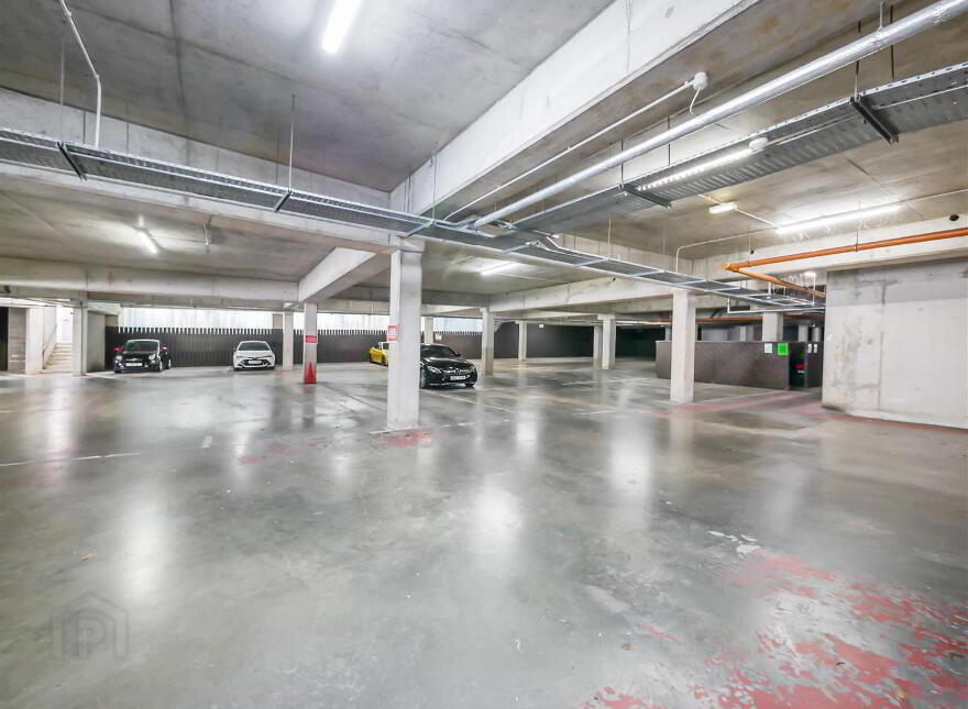 Apt 30, 4 Bell Towers South, Ravenhill / Ormeau, Belfast, BT6 0GR