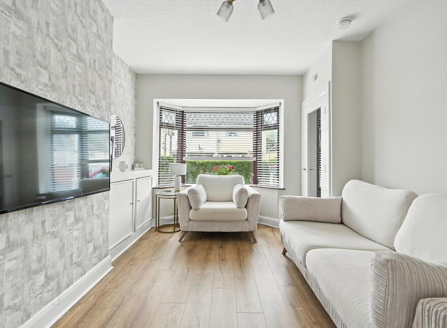 91 Glencairn Street, Belfast, BT13 3LT