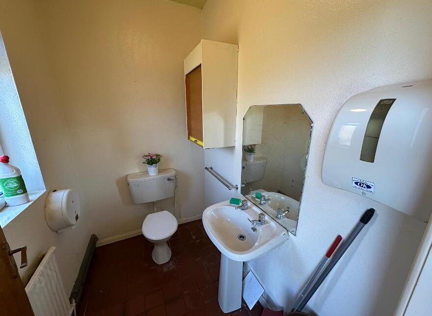 The Mountain Inn, Rockfield, Coolaney, F56WK84