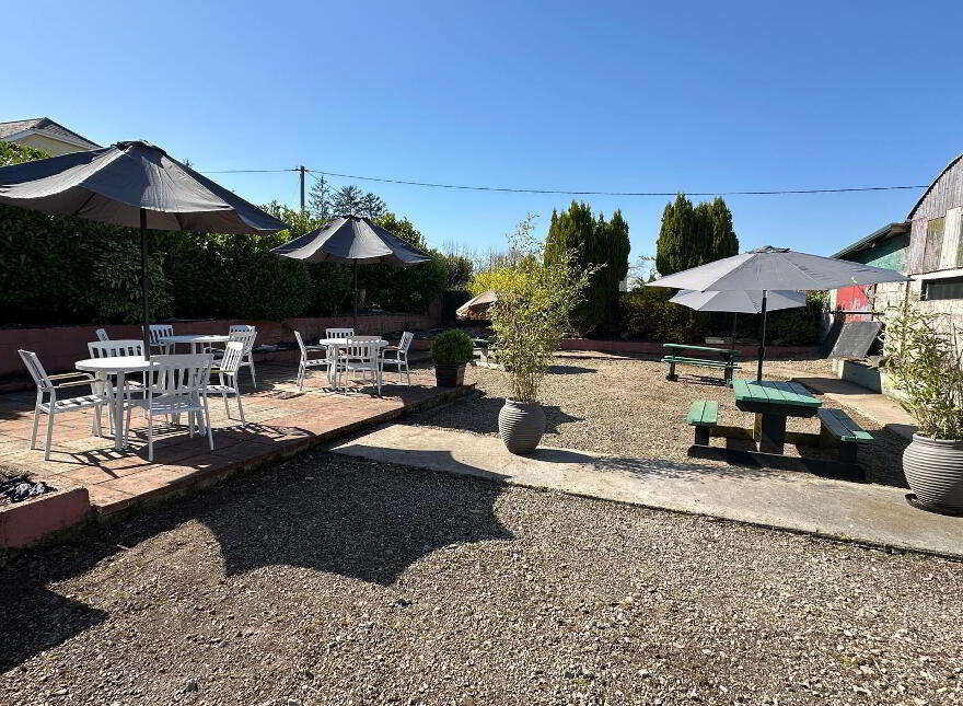 The Mountain Inn, Rockfield, Coolaney, F56WK84