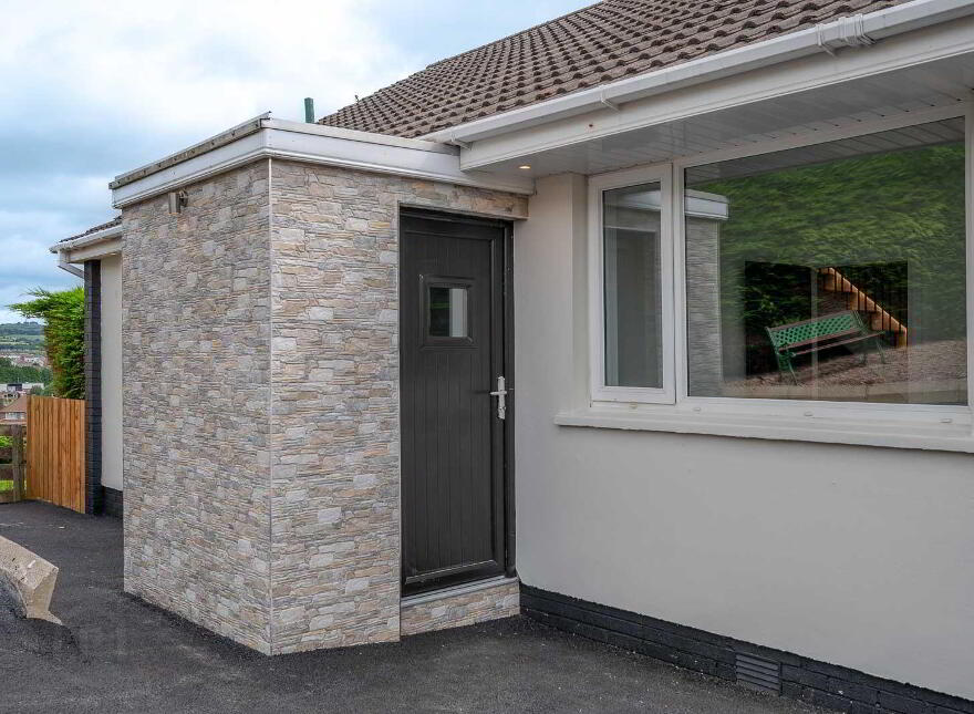 16 Ferndene Road, Dundonald, Belfast, BT16 2EW