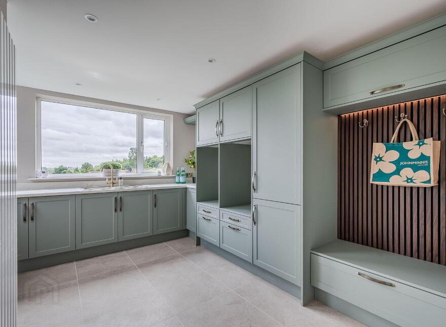 16 Ferndene Road, Dundonald, Belfast, BT16 2EW