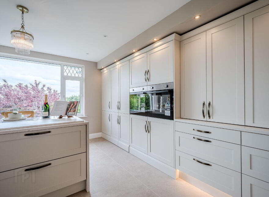 16 Ferndene Road, Dundonald, Belfast, BT16 2EW