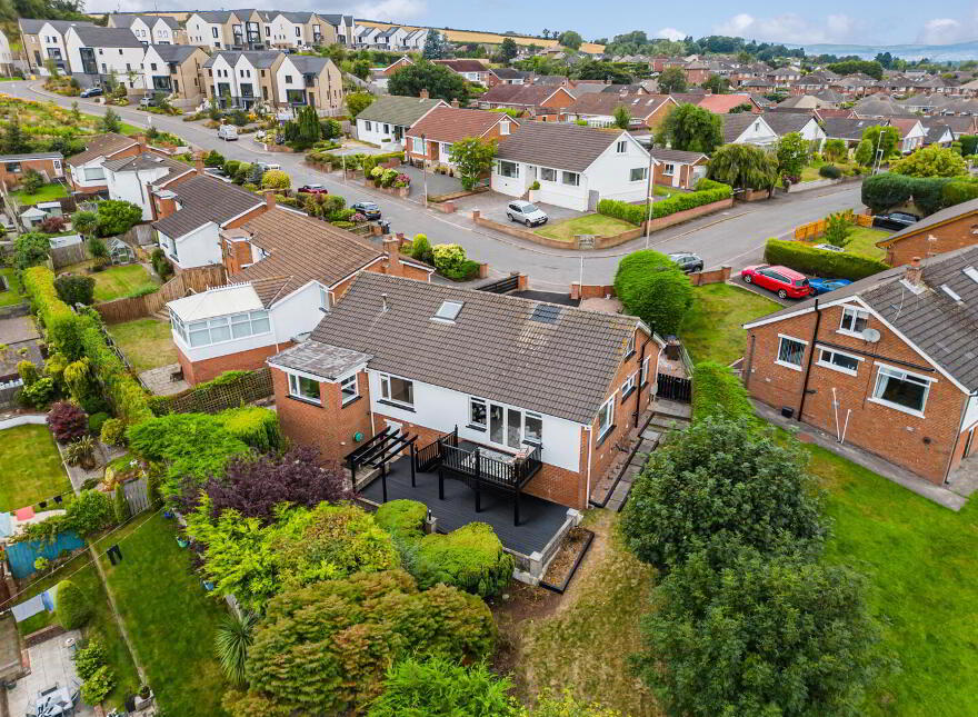 16 Ferndene Road, Dundonald, Belfast, BT16 2EW