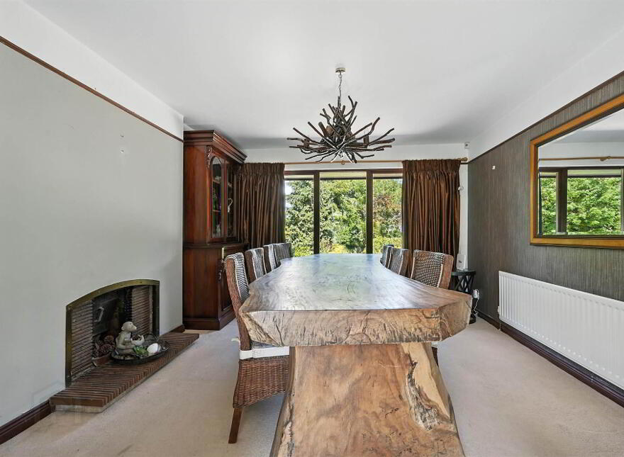 23 St Johns Road, Hillsborough, BT26 6ED