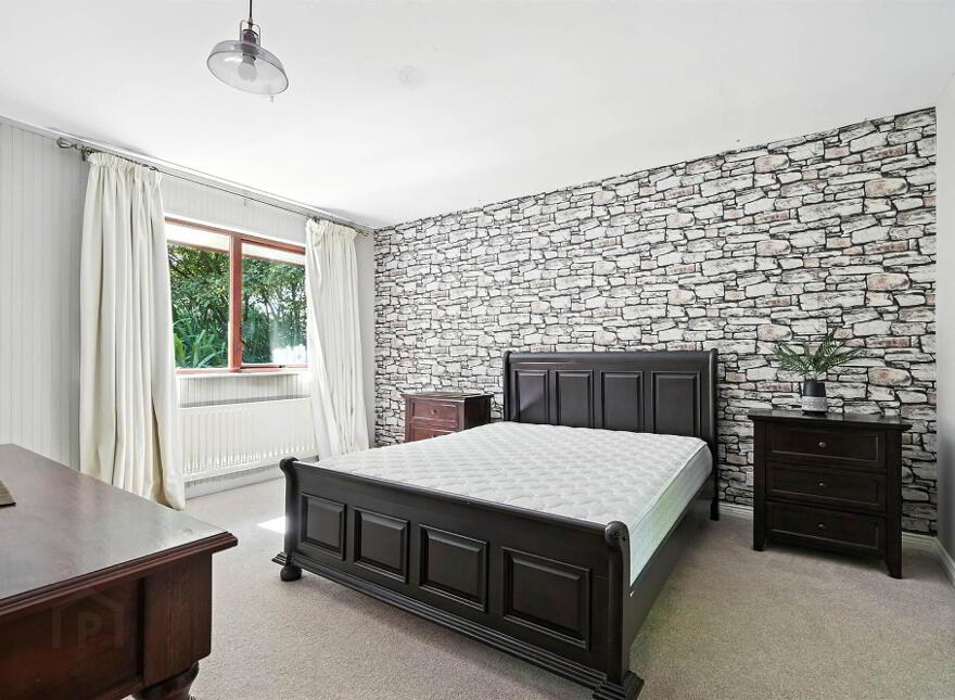 23 St Johns Road, Hillsborough, BT26 6ED