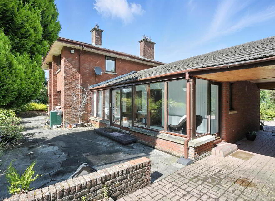 23 St Johns Road, Hillsborough, BT26 6ED