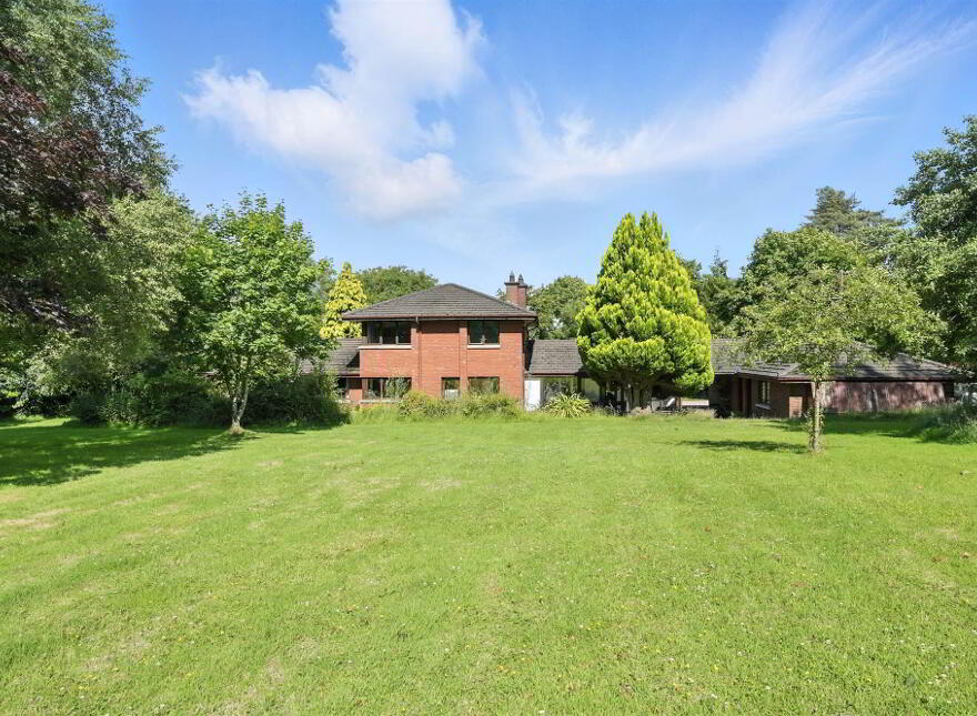 23 St Johns Road, Hillsborough, BT26 6ED