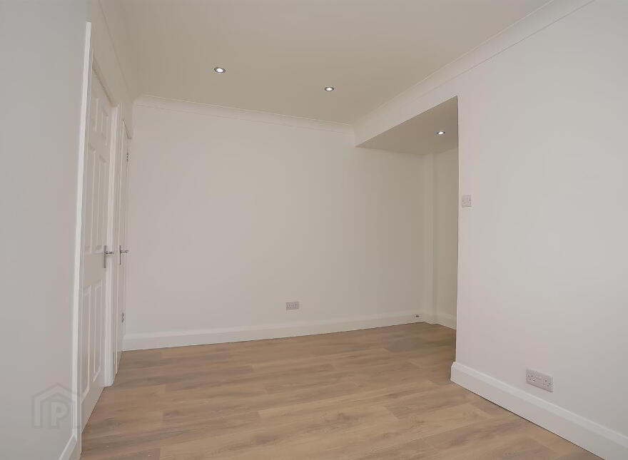 61 Young Street, Lisburn, BT27 5EA