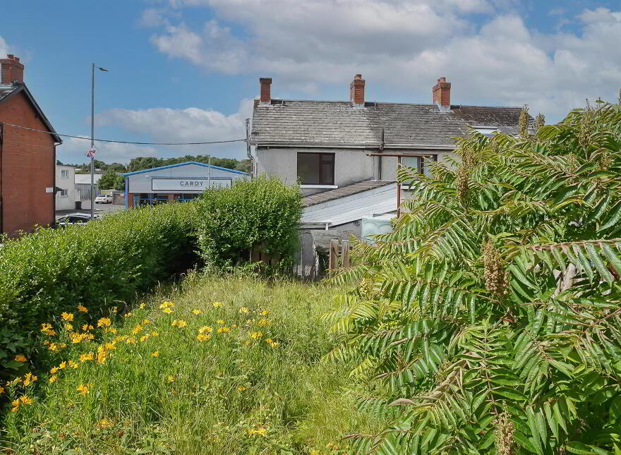 61 Young Street, Lisburn, BT27 5EA