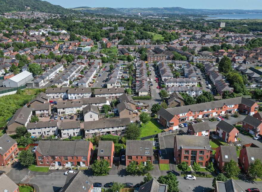 9 Dunmore Place, Belfast, BT15 3GP photo