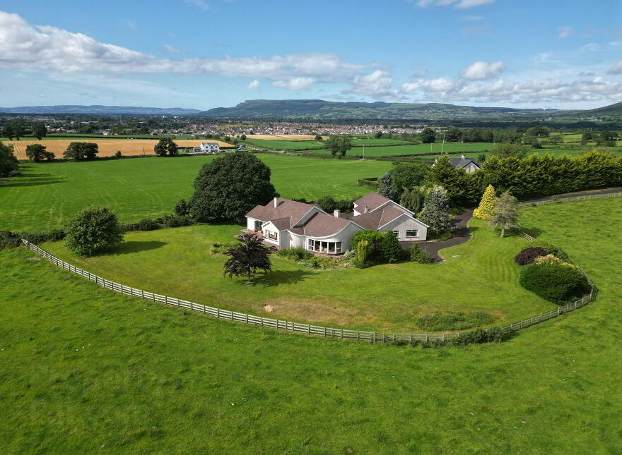 Ard Dorragh Lodge, 105 Ballyquin Road, Limavady, BT49 9EY photo