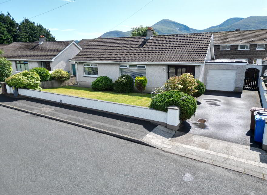 6 Mourne View Road, Newcastle, BT33 0QS