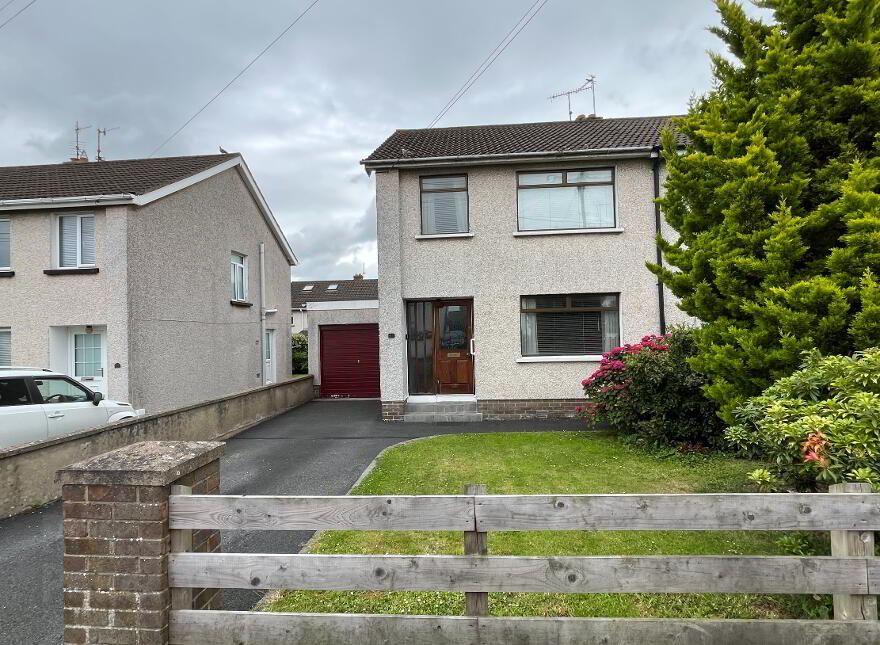 61 Wood Lane, Lurgan, BT66 7EL photo