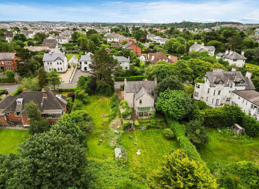 28 Maxwell Road, Bangor, BT20 3SG