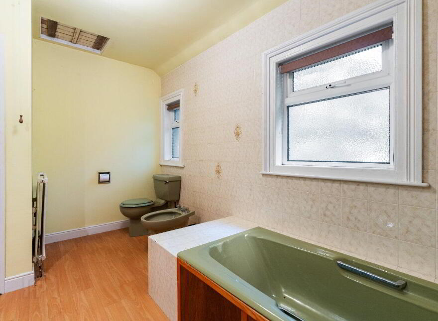 28 Maxwell Road, Bangor, BT20 3SG